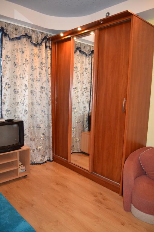 Apartment On Peremogy Square Kijev Kültér fotó